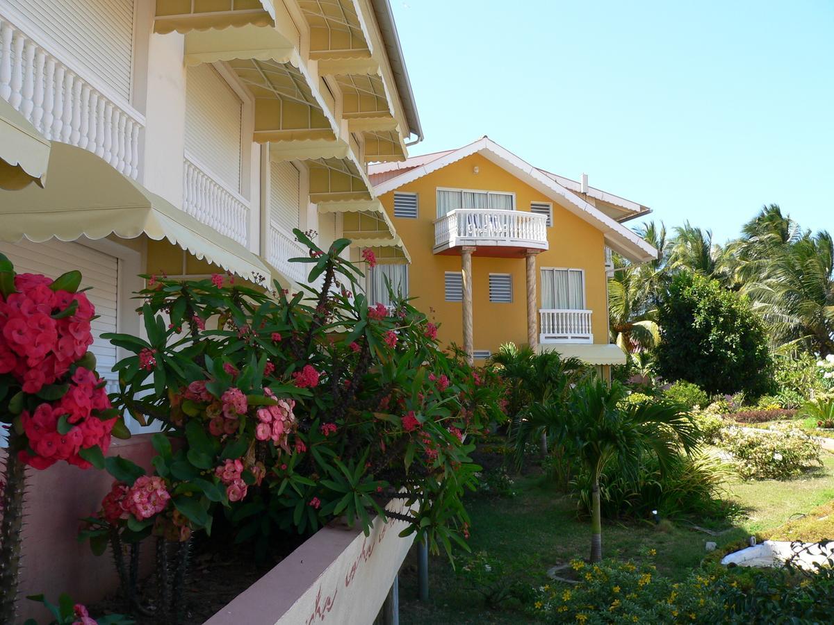 Appart' Hotel Montjoyeux Les Vagues Cayenne Bagian luar foto